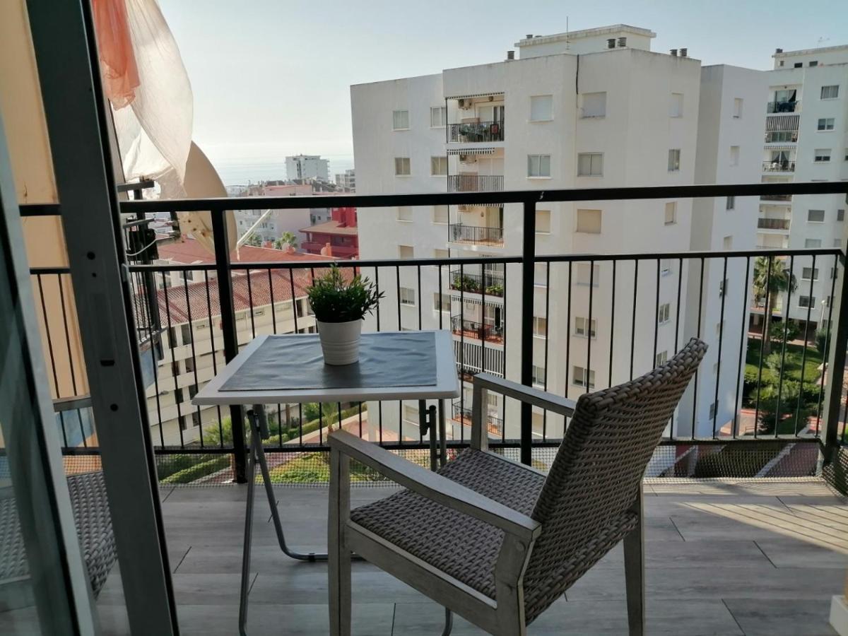 Precioso Apartamento en Benalmadena enfrente de Puerto Marina Apartment Bagian luar foto