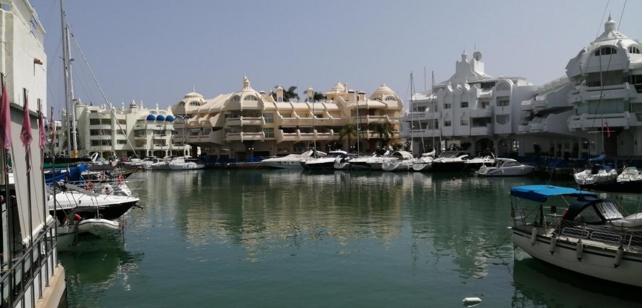 Precioso Apartamento en Benalmadena enfrente de Puerto Marina Apartment Bagian luar foto